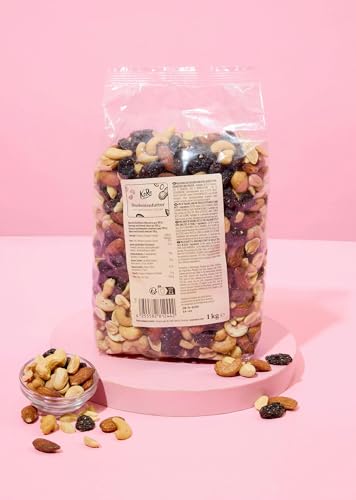 KoRo - Studentenfutter mit gerösteten Nüssen 1 kg - Erdnüsse, Mandeln, Cashews und Rosinen - Ballaststoffreich - Proteinquelle von KoRo