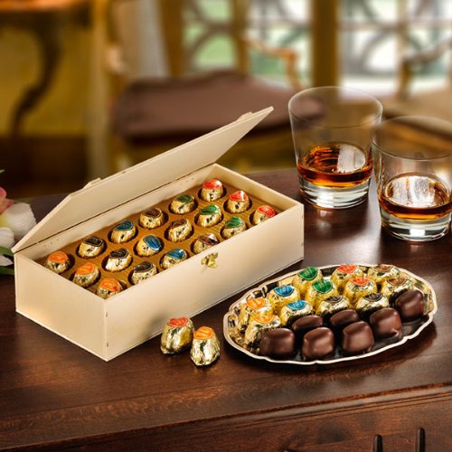 Likör-Pralinen (500g) Cognac, Whisky, Curacao und andere edle Spirituosen in Zuckerkruste mit Zartbitter-Schokolade. von Lambertz