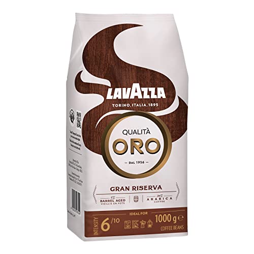 Lavazza, Qualità Oro Gran Riserva, Kaffeebohnen, ideal für Espresso, angenehm süß, 100% Arabica-Bohnen und 5% in Whiskeyfässern gelagerte Bohnen, Mittlere Intensität 6/10, helle Röstung, 1 kg von Lavazza