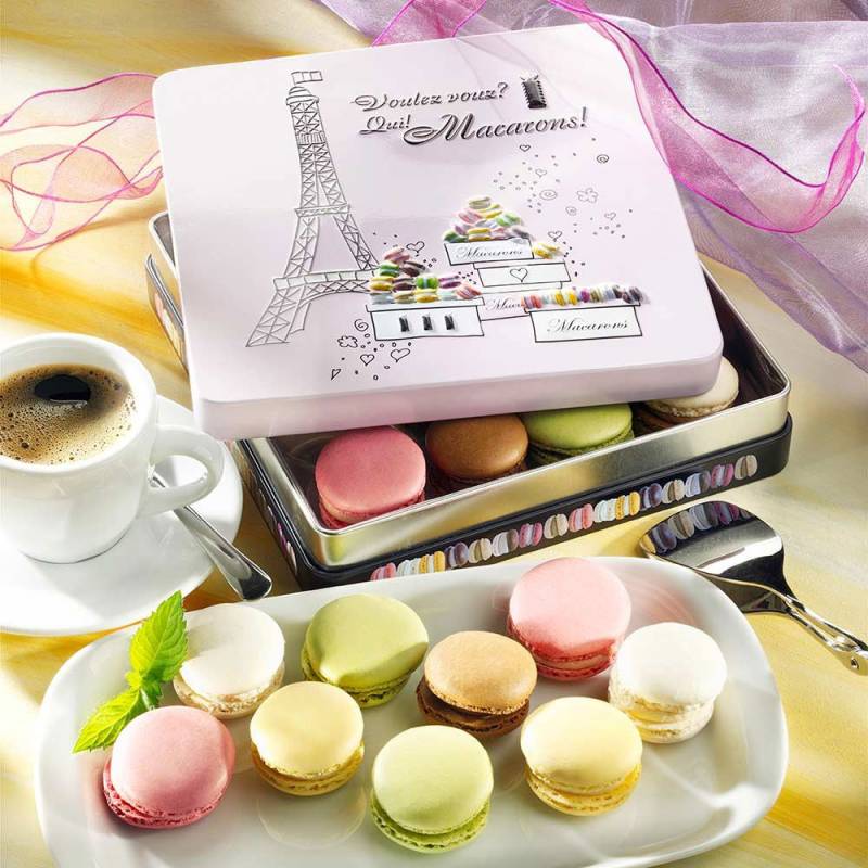 Macarons in Prägedose von Confiserie Rabbel