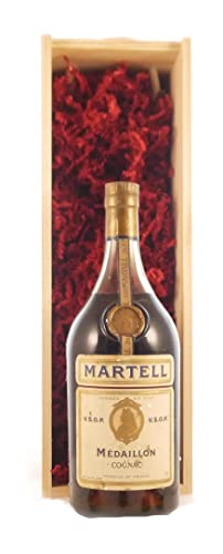 Martell Medaillon VSOP Cognac 1960's (cork stopper) (100cls) in einer Geschenkbox, da zu 3 Weinaccessoires, 1 x 1000ml von Martell Medaillon VSOP