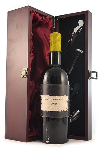 Martinez Vintage Port 1960 in einer mit Seide ausgestatetten Geschenkbox, da zu 4 Weinaccessoires, 1 x 750ml von Martinez Port