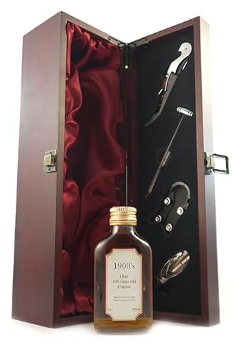Over 100 years old Cognac 10cls 1990's bottling Decanted Selection in einer mit Seide ausgestatetten Geschenkbox, 1 x 100ml von Over 100 Cognac