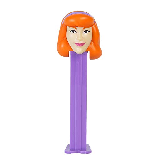 PEZ Scooby Doo Daphne Süßigkeitenspender – Daphne von Scooby Doo und die Gang PEZ Spender mit 2 Süßigkeiten-Nachfüllpackungen von PEZ