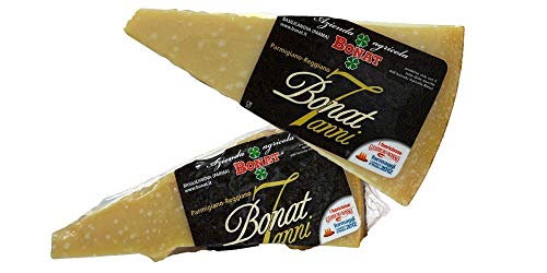 Die beste Parmigiano Reggiano von Italie , Landwirtschaftsbetrieb Bonat, 7 Jahre gereift , 2 Stücke von 500 gr, vakuumverpackt, in einem Frischhaltebeutel aus Baumwolle von YesEatIs