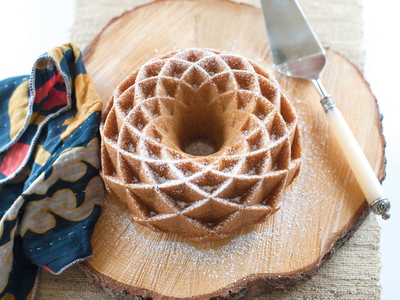 Nordic Ware Backform Jubilee Bundt von Nordic Ware