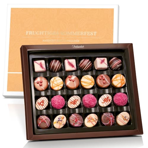 Pralinenbote Genussmanufaktur – Fruchtiges Sommerfest mit 24 handgefertigten Pralinen deutscher Chocolatiers, das exklusive Pralinen Geschenk mit Frucht Pralinen von Pralinenclub