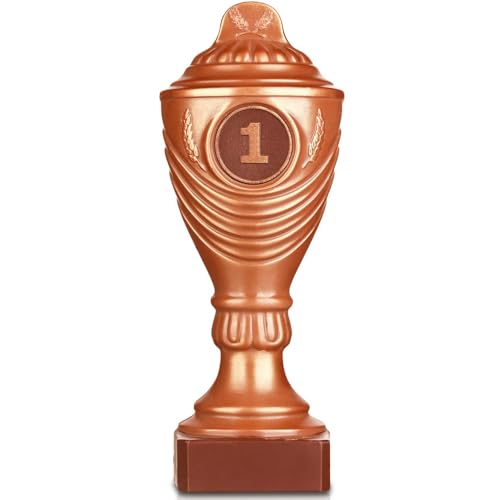 Pralinenbote Genussmanufaktur – Pokal aus Schokolade - 22cm Schokoladenpokal aus Vollmilchschokolade - gefertigt von deutschen Chocolatiers - das Geschenk für Sieger - 200g Schokolade von Pralinenclub