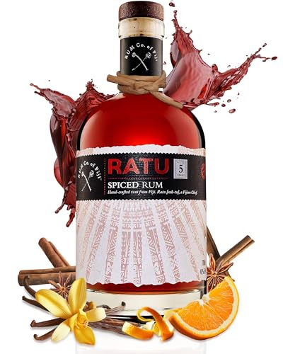 RATU Spiced Rum Spirituose | 700ml Brauner Rum von den Fidschi-Inseln | 5 Jahre gereifter dunkler Rum aus Hand geernteten Rohrzucker und reinem Quellwasser | 40 % Rum mit Orange, Zimt & Vanille von RATU