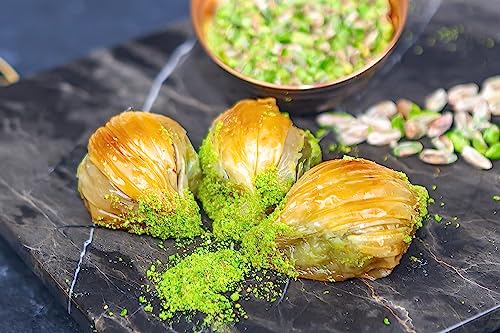 Gulluoglu Muschelform türkische Baklava, frisch produziert und langlebig, traditionelle türkische Baklava (Pistazie, 20 Stück (1,0 kg)) von SINCE 1871 GÜLLÜOGLU