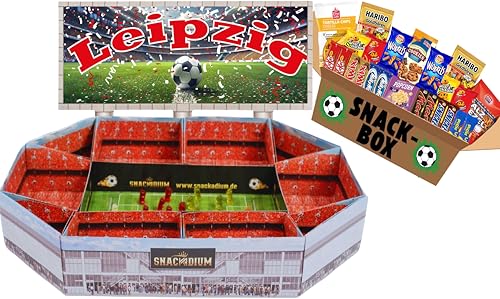 FUSSBALL - SNACKADIUM Fußball Snackstadion XXL inklusive SNACK-BOX. DEIN VEREIN - DEINE FARBEN - DEINE LEIDENSCHAFT- Einzigartiges Geschenk für Fußballfans, Stadionfeeling Zuhause (Leipzig) von SNACKADIUM