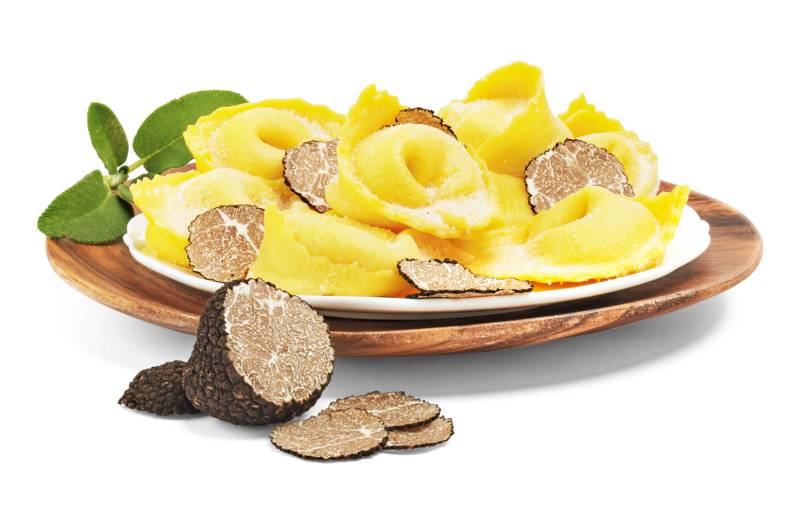 Cappellacci mit Parmesan und schwarzem Trüffel von Sfoglia Rina SRL