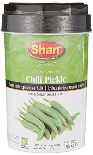 Shan Grünes Chili-Pickle (1 kg), scharfe Würzpaste aus feinen grünen Chilischoten, mariniert und eingepickelt mit einer reichhaltigen Gewürzmischung, perfekte Beilage zu Ihren Lieblingsgerichten von Shan