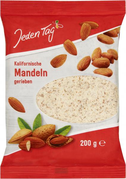 Jeden Tag Kalifornische Mandeln gerieben von Jeden Tag