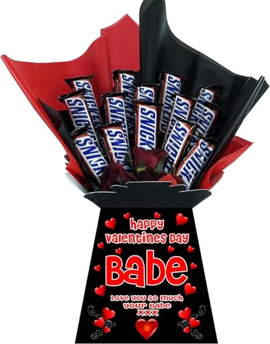 Personalised Chocolate Bouquet Hamper Gift Made With SNICKERS BARS For Any Occasion von Sweets n Stuff