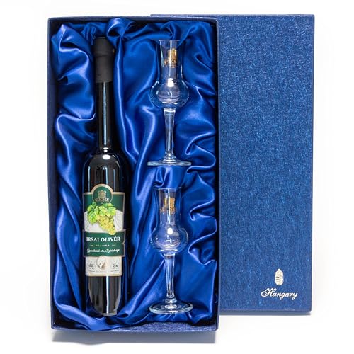 Szicsek Palinka | Premium Ungarischer Palinka mit 2 Tulpengläsern | In einer eleganten blauen Geschenkbox | 100% natürlich, aus handgepflückten Früchten | Zufälliger Geschmack | 500 ml von Szicsek