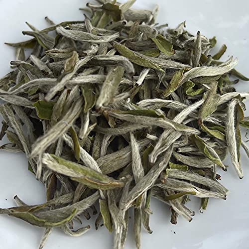 TEASOULTea Soul • Tea Soul White Tea Early Spring Silver Needle/Feiner chinesischer Tee geerntet im frühen Frühling / 50g Packung / von TEA SOUL