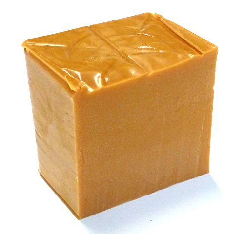 Brunost mit Kardamom halbiert 250g von Tine Julebrunost Krydret Floetemysost Rahmmolkenkäse Molkenkäse Gudbrandsdalsost Brunost Molkenkäse Braunkäse Geitost Gjetost Karamellkäse von TINE