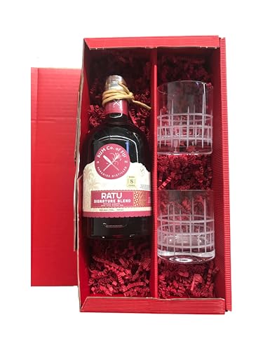 RATU Signature Blend 8 Jahre Geschenkset | 35% Vol. | 700ml | Inkl. 2 Gläsern | verschiedene Geschenkoptionen (Tumbler "Manhattan", Geschenkkarton rot) von Tabakland ...ALLES WAS ANMACHT!