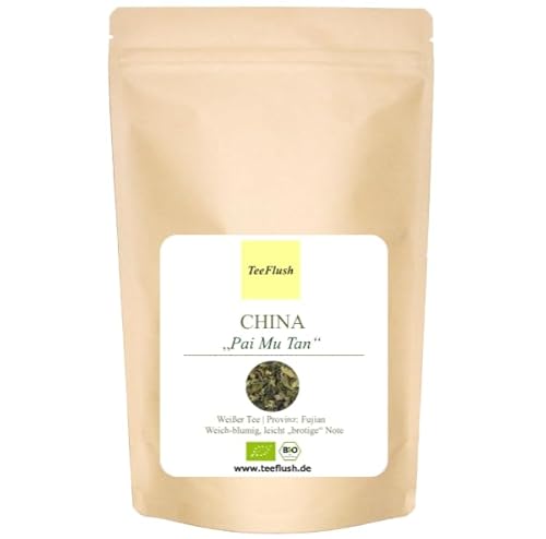 China Pai Mu Tan - Weißer Tee - Spezialität, Bio, 100g, Ernte 2023, Hellbraune Tasse, weich-blumig, leicht „brotige“ Note von TeeFlush