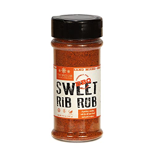 The Spice Lab Sweet Rib Rub zum Räuchern – BBQ Rub Würzen – 164 ml Shaker – rein natürliche süße Hitze Smoker Gewürze für Huhn, Schweinebauch, gemahlenes Rindfleisch & Babyrückenrippen – koschere vegane Gewürze – 7062 von The Spice Lab