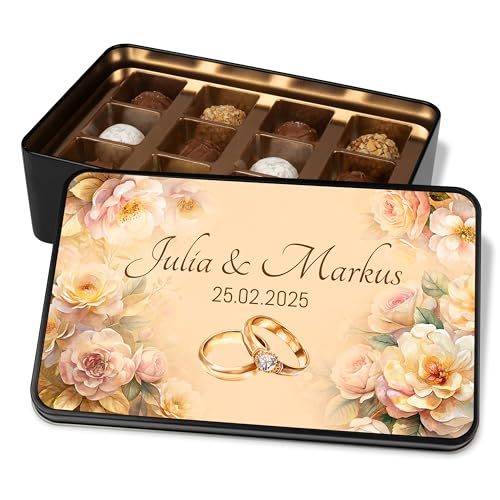 Personalisierte Schokolade zur Hochzeit - Pralinendose „Goldringe“ mit Namen & Datum - Hochzeitsgeschenk für Brautpaar – Geschenkdose mit 12 Confiserie-Pralinen - Retro-Design von True Statements