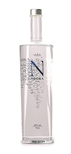 NVodka VLC - 0,7 l - 40% Vol. Alc. - Ein vollmundiges Aroma von Ercarchada-Früchten, Zitrusfrüchten und Blumen - Frisch und fruchtig von Vincent Becker