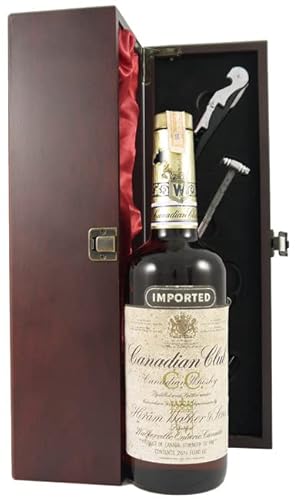 Canadian Club Whisky 1968 in einer mit Seide ausgestatetten Geschenkbox, da zu 4 Weinaccessoires, 1 x 750ml von Vintagewinegifts