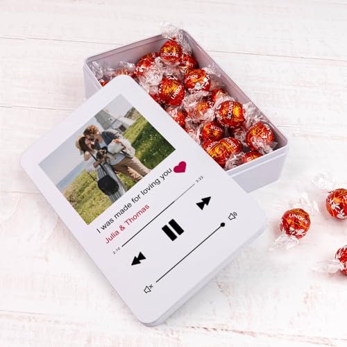 Wanapix | Blechdose mit Pralinen | Personalisierte mit Bild und Text | Mit 22 Pralinen Lindt | Originelles Geschenk zum Valentinstag| 21x13x5 cm (1200 ml) - Song von Wanapix