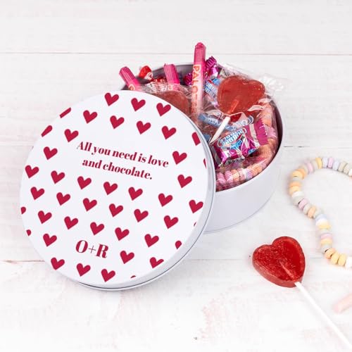 Wanapix | Blechdose mit Süßigkeiten | Personalisierte mit Namen | Mit 32 Süßigkeiten | Originelles Geschenk zum Valentinstag | 5x12 cm (850 ml) - Love von Wanapix