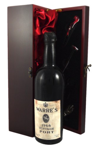 Warre's Vintage Port 1966 in einer mit Seide ausgestatetten Geschenkbox, da zu 4 Weinaccessoires, 1 x 750ml von GONDMAX