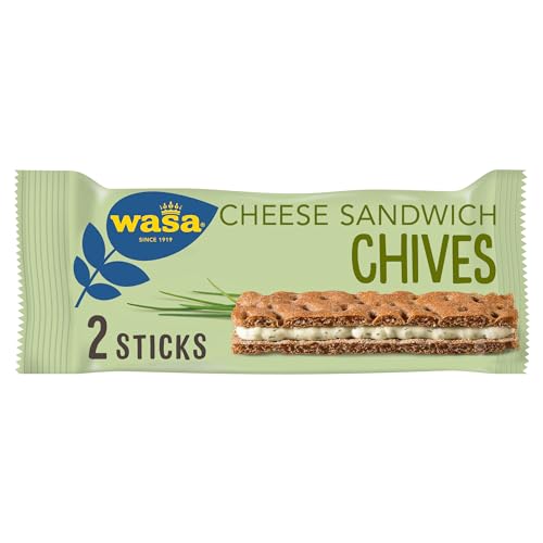 Wasa Sandwich Cheese & Chives 24x37g I Ballaststoffreicher Knäckebrot-Snack aus Roggenvollkorn mit einer Schnittlauch-Käse-Füllung, je 2 Sticks, Perfekt für unterwegs von Wasa