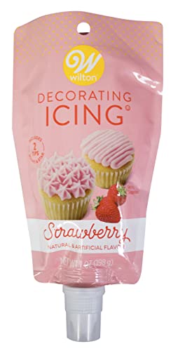 Wilton Strawberry Icing Pouch with Tips von Wilton