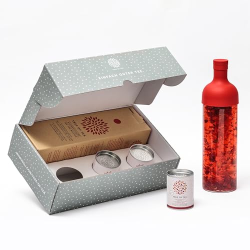 mymuesli Coldbrew Eistee Starter-Kit - Tree of Tea BPA-freie Eistee-Flasche mit Filter und 3 Probiersorten frischem Blatt-Tee (3x30g) - 750 ml Eisteeflasche (rot) - Tee 100% aus Bio-Zutaten von TREE OF TEA