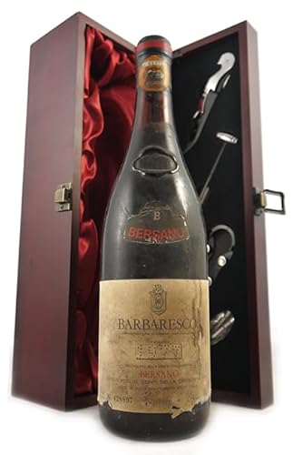 Barbaresco 1977 Bersano (Red wine) in einer mit Seide ausgestatetten Geschenkbox, da zu 4 Weinaccessoires, 1 x 750ml von vintagewinegifts