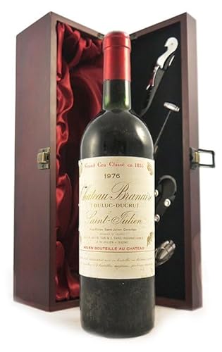 Chateau Branaire Ducru 1976 Grand Cru Classe Saint Julien (Red wine) in einer mit Seide ausgestatetten Geschenkbox, da zu 4 Weinaccessoires, 1 x 750ml von vintagewinegifts