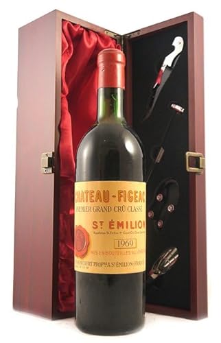 Chateau Figeac 1969 St Emilion Premier Grand Cru Classe (Red wine) in einer mit Seide ausgestatetten Geschenkbox, da zu 4 Weinaccessoires, 1 x 750ml von vintagewinegifts