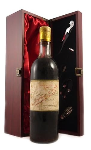 Chateau Gilette 1950 Sauternes (Dessert wine) in einer mit Seide ausgestatetten Geschenkbox, da zu 4 Weinaccessoires, 1 x 750ml von vintagewinegifts