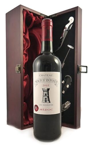 Chateau La Tour St. Bonnet 2010 Medoc Cru Bourgeois (Red wine) in einer mit Seide ausgestatetten Geschenkbox, da zu 4 Weinaccessoires, 1 x 750ml von vintagewinegifts