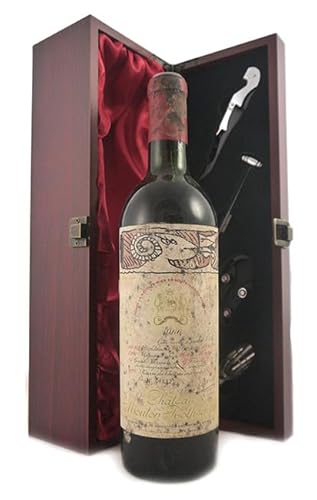 Chateau Mouton Rothschild 1966 1er Cru Grand Classe Pauillac (Red wine) in einer mit Seide ausgestatetten Geschenkbox, da zu 4 Weinaccessoires, 1 x 750ml von vintagewinegifts