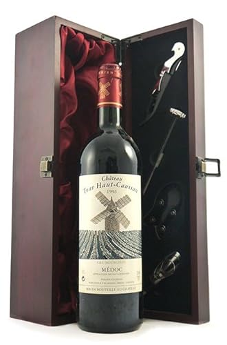 Chateau Tour Haut Caussan 1995 Medoc Cru Bourgeois (Red wine) in einer mit Seide ausgestatetten Geschenkbox, da zu 4 Weinaccessoires, 1 x 750ml von vintagewinegifts