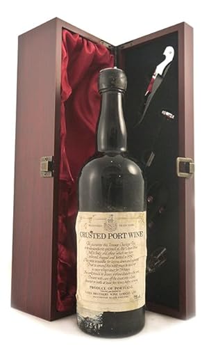 Crusted Port 1980 in einer mit Seide ausgestatetten Geschenkbox, da zu 4 Weinaccessoires, 1 x 750ml von vintagewinegifts