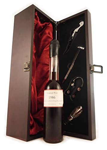 Crusted Port 1986 (Decanted Selection) 20cls in einer mit Seide ausgestatetten Geschenkbox, da zu 4 Weinaccessoires, 1 x 200ml von vintagewinegifts