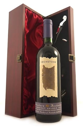 Ironstone Vineyards Cabernet Shiraz' 1995 Western Australia (Red wine) in einer mit Seide ausgestatetten Geschenkbox, da zu 4 Weinaccessoires, 1 x 750ml von vintagewinegifts