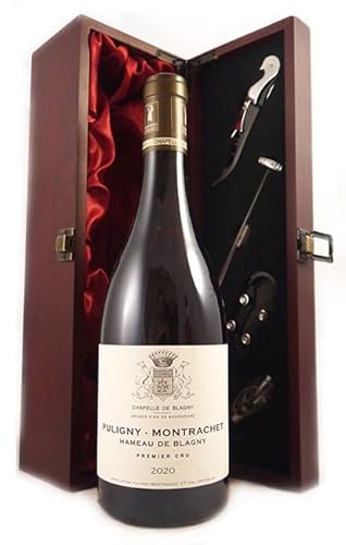 Puligny Montrachet 1er Cru 'Hameau de Blagny' 2020 Chapelle de Blagny (White wine) in einer mit Seide ausgestatetten Geschenkbox, da zu 4 Weinaccessoires, 1 x 750ml von vintagewinegifts