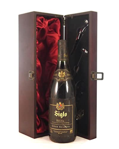 Rioja Gran Reserva 1988 Siglo in einer mit Seide ausgestatetten Geschenkbox, da zu 4 Weinaccessoires, 1 x 750ml von vintagewinegifts