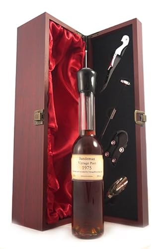 Sandeman Vintage Port 1975 (Decanted Selection) 20cls in einer mit Seide ausgestatetten Geschenkbox, da zu 4 Weinaccessoires, 1 x 200ml von vintagewinegifts