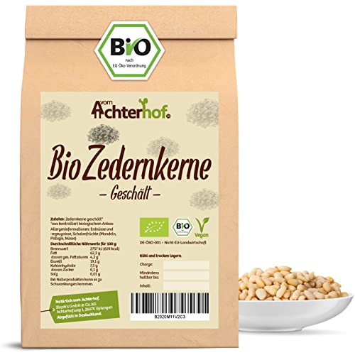 Zedernkerne geschält Bio 100g | geschälte, ganze Zedernnüsse in Bio-Qualität | intensiver, nussiger Geschmack | ideal als Snack oder zur Zugabe in Smoothies, Pestos, Salaten | vom Achterhof von vom-Achterhof